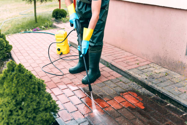 Best Gas Station Cleaning  in Crooked Lake Park, FL