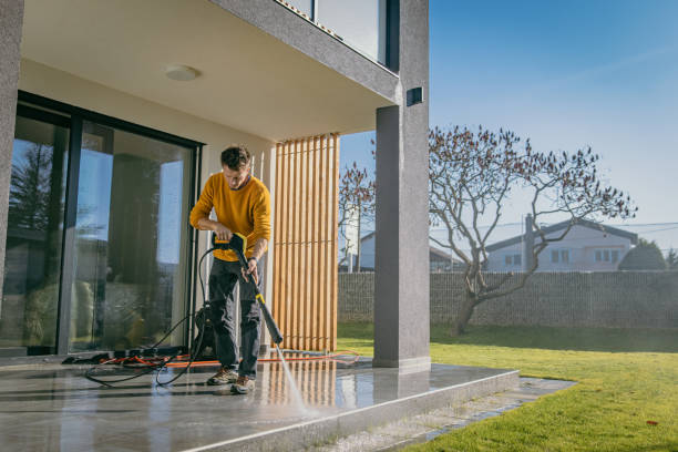 Best Factory Floor Cleaning  in Crooked Lake Park, FL